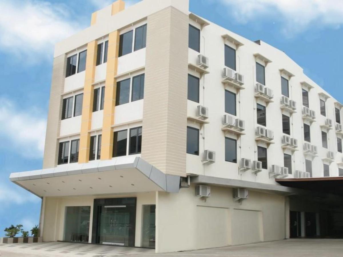 Hotel Aroma Inn Pontianak Exterior foto