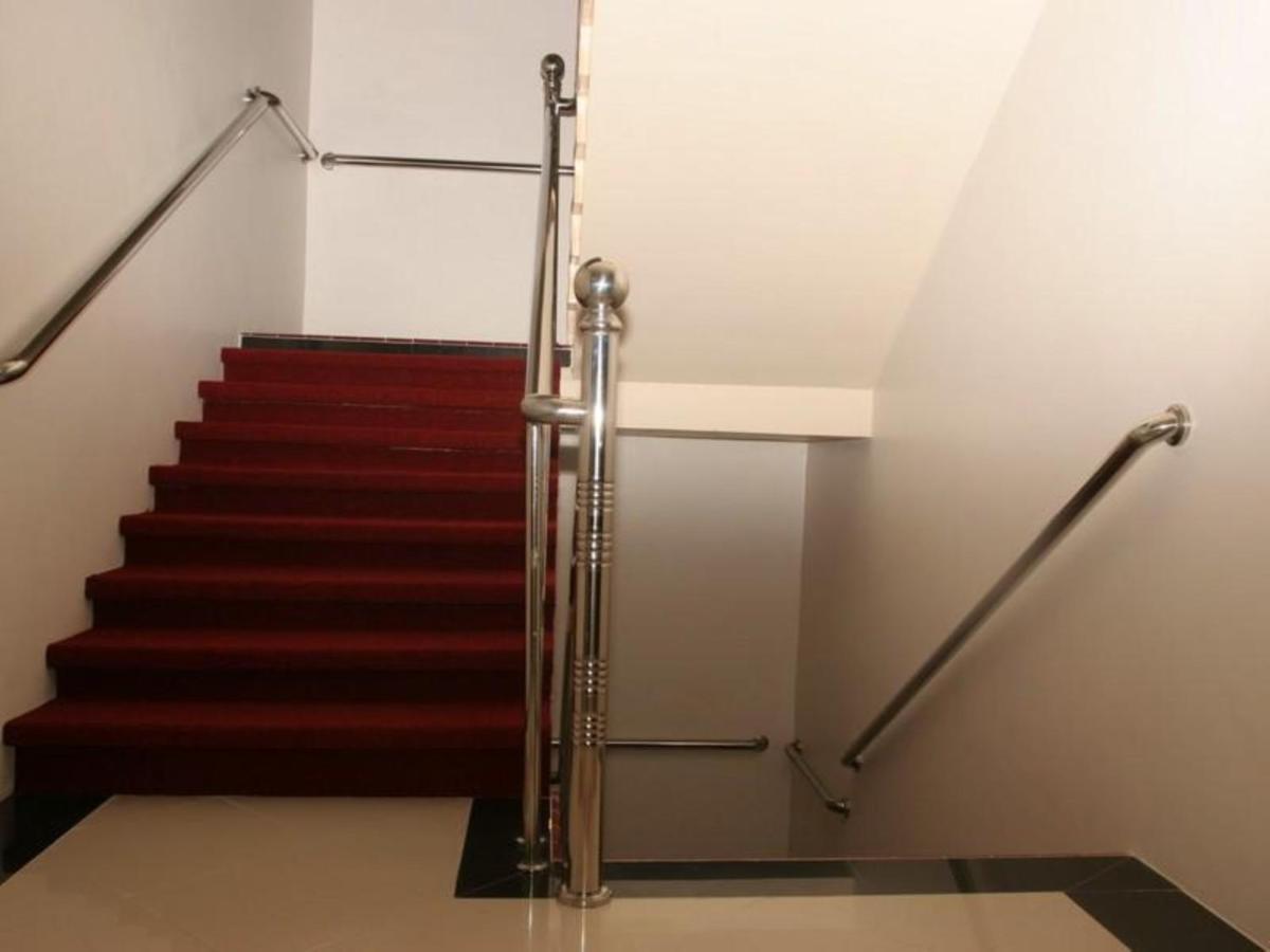 Hotel Aroma Inn Pontianak Exterior foto